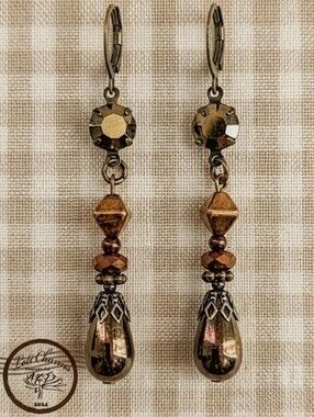 Victorian Bronze Mettalic Drop Down Earrings In Brass